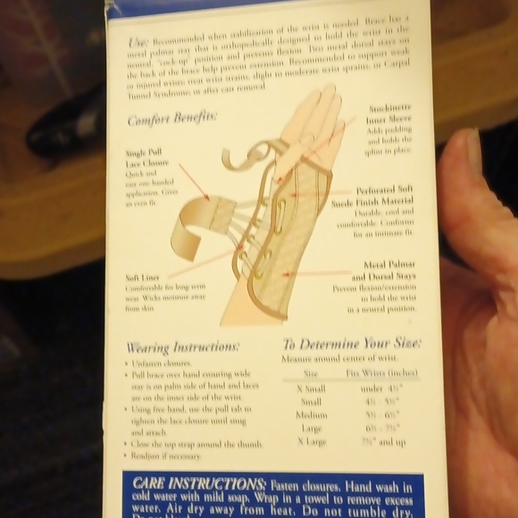 NWT LEFT HAND WRIST BRACE - Picture 4 of 6